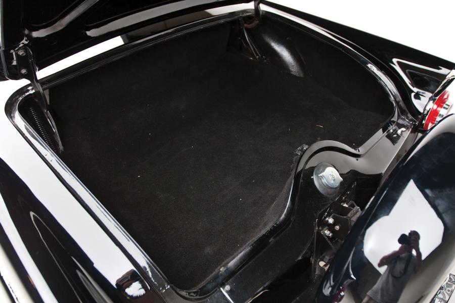  Ford Thunderbird Black 1956 года  (фото 4 из 21)